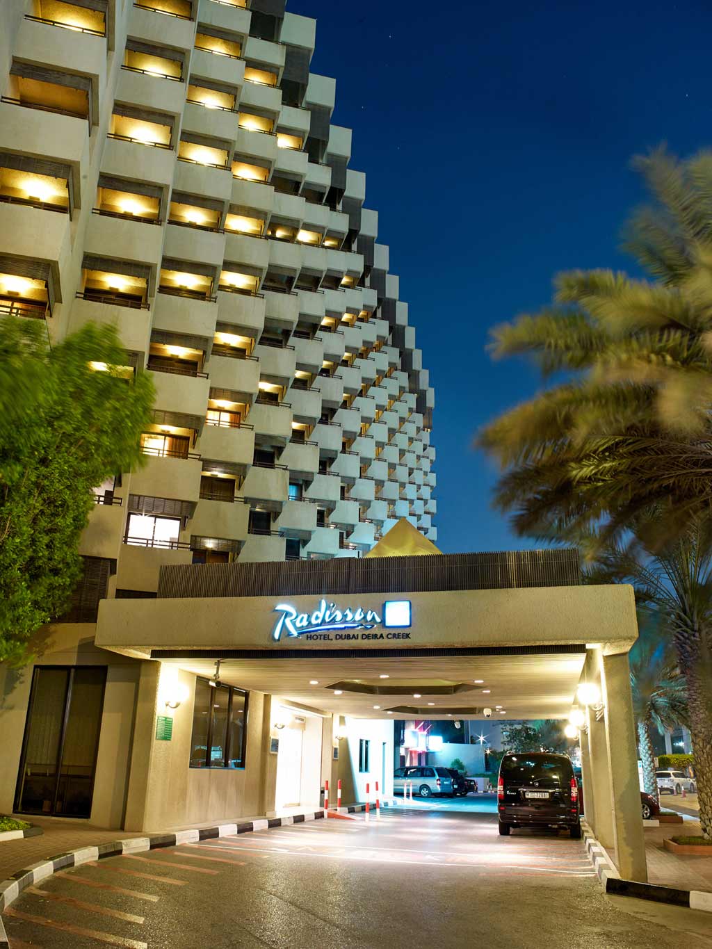Radisson Blu Hotel, Dubai Deira Creek